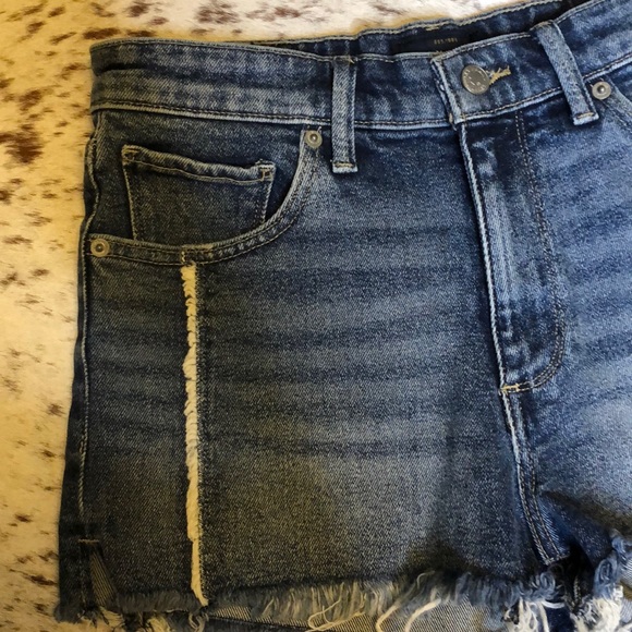 NWOT Lucky brand cut offs - Picture 2 of 5
